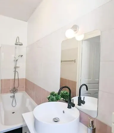Apartment New Cosy Tropical - Garage Ferme & Centre-ville *